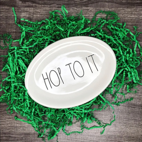Rae Dunn Hop To It Easter Plate - Picture 1 of 3